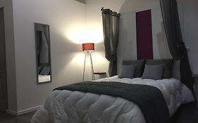 Apartments Les 5 LYS - Quartier La Bastide